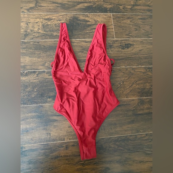 EXPRESS • Plunge V Neck Suit - Picture 1 of 3